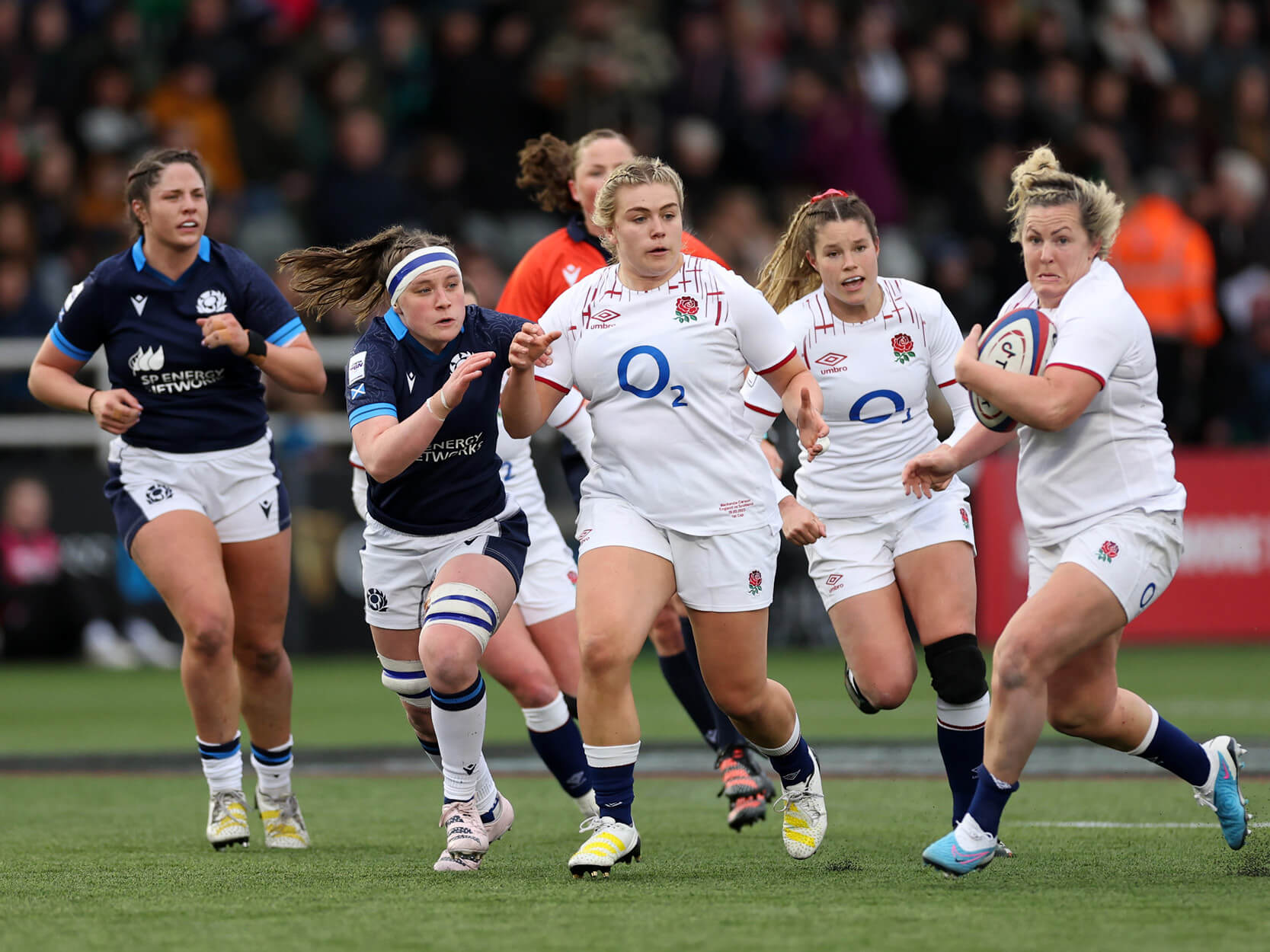 England's Women team playing in the guinness six nations