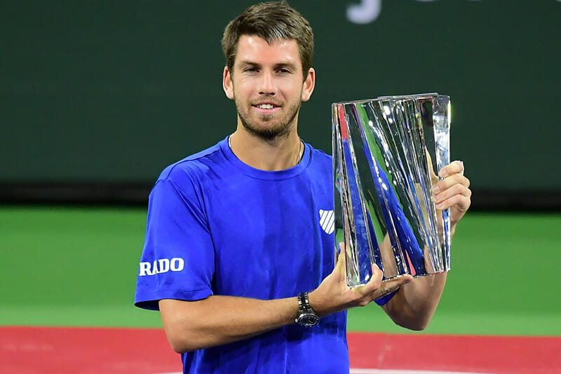 Cameron Norrie with his 2021 BNP Paribas Trophy