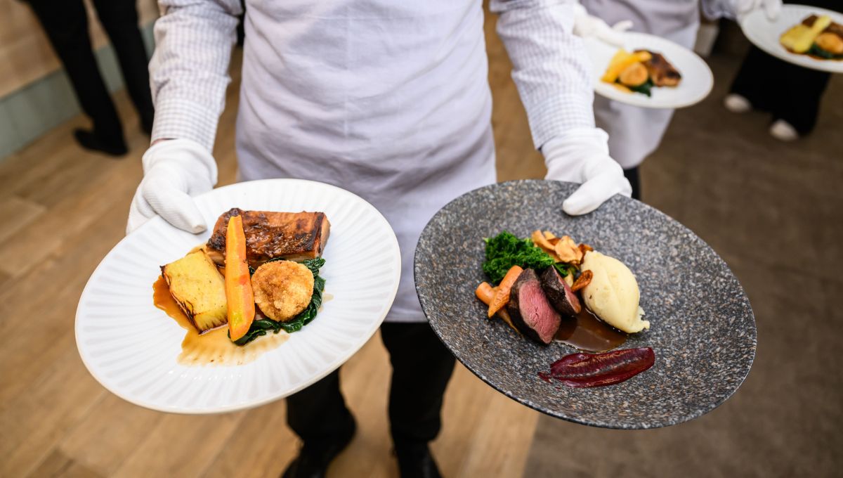 To Eat at Four Eighty Restaurant