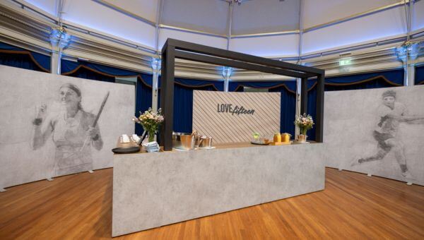 The Bar in Love Fifteen